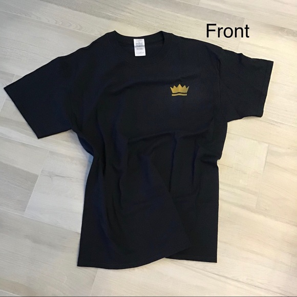 Monarch New and Used Graphic Tee Bundle Lg - Picture 6 of 8